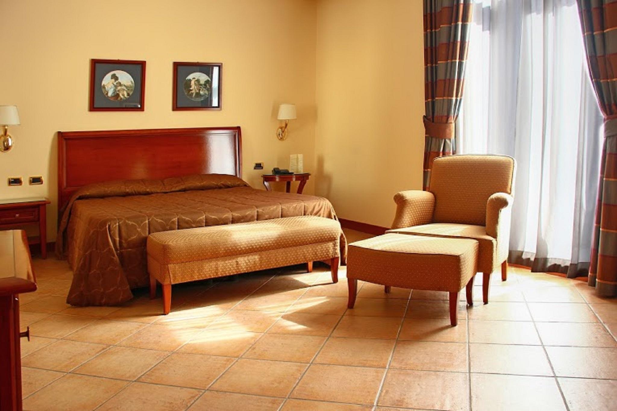 Le Cheminee Business Hotel Napoli Exterior photo