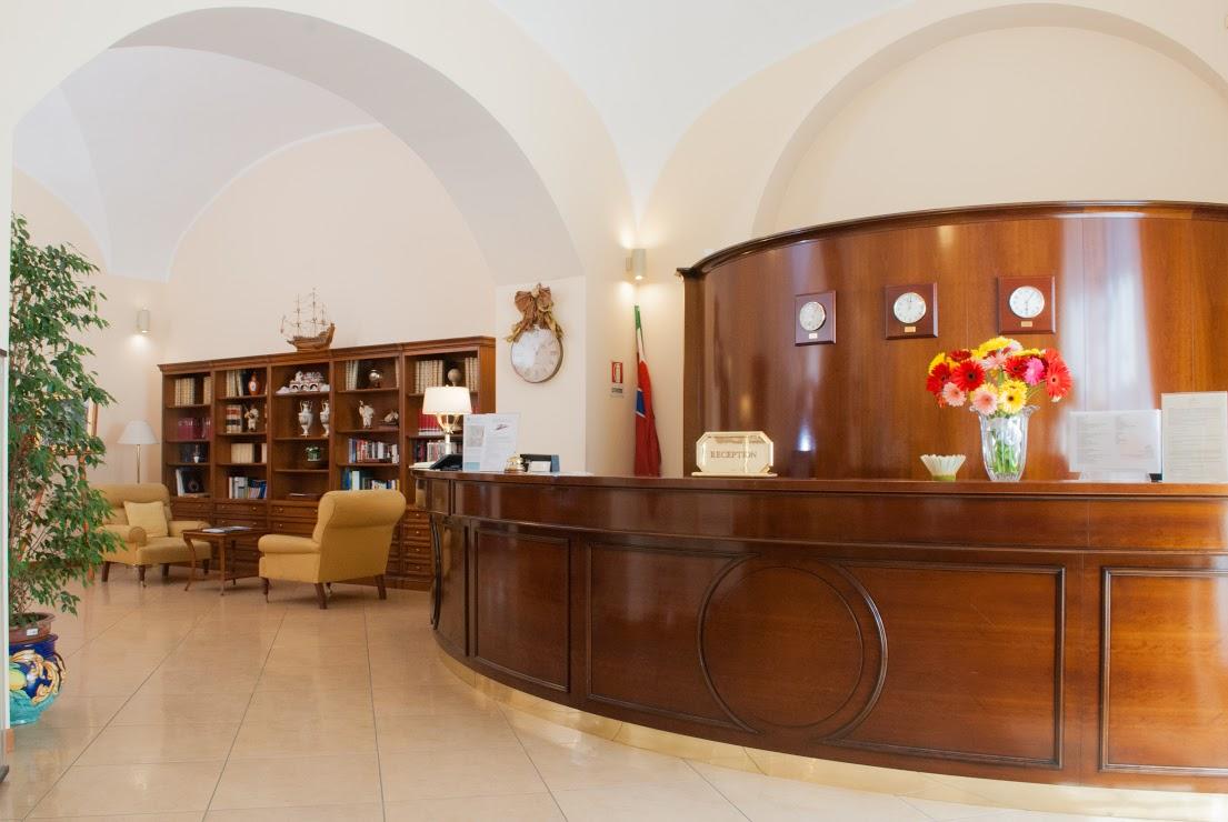 Le Cheminee Business Hotel Napoli Exterior photo
