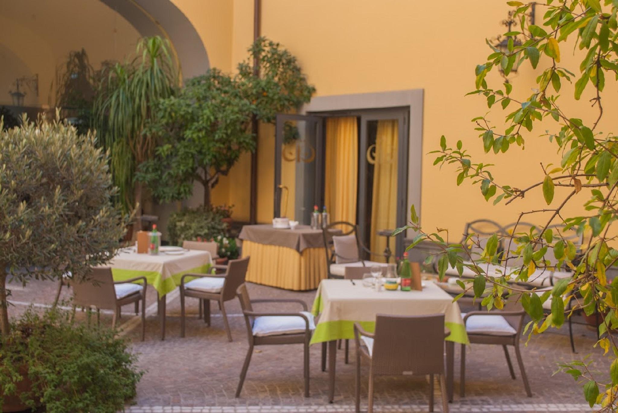 Le Cheminee Business Hotel Napoli Exterior photo
